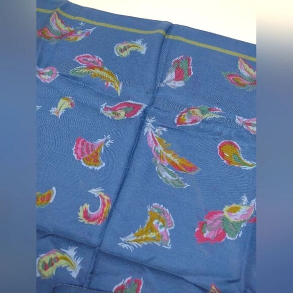 Liberty of London Vintage Silk Scarf Feathers - Picture 13 of 15